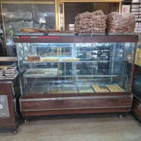 ویترین خشک مغازه قنادی و نان فانتزی|فروشگاه و مغازه|باقرشهر, |دیوار