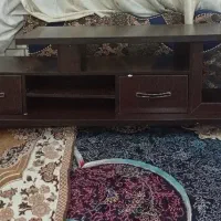 میز تلوزیون ام دی اف و یک جفت فرش ۱۲متری|میز تلویزیون|خمینی‌شهر, |دیوار