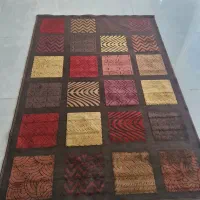 فرش بلژیکی اصل ،سالم و تازه شسته و دور دوزی شده.