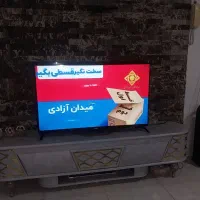 تلویزیون  ۴۳ اینچ هوشمند یونیوا  یکسال کارکرده|تلویزیون و پروژکتور|چالوس, |دیوار