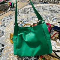 تعدادی کیف کیف بزرگ و کوچک|کیف، کفش، کمربند|بوشهر, |دیوار