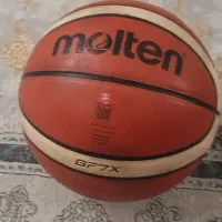 توپ بسکتبال