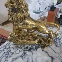 مجسمه برنز اصل دکوری بسیار زیبای شیر|مجسمه، تندیس، ماکت|اصفهان, بهارستان|دیوار