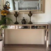 آینه و کنسول