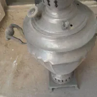 سماور زغالی خ‌خ قدیمی با یک شمشیر قدمت بالا|کلکسیون اشیاء عتیقه|قزوین, |دیوار