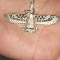 پلاک کوروش کبیر و انگشتر تاج