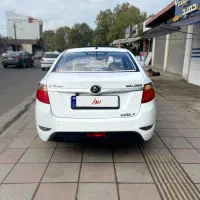 برلیانس اتومات۳۳۰|خودرو سواری و وانت|رشت, رشتیان|دیوار