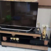 میز تلویزیون هایگلاس