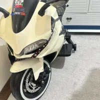 موتور شارژی بچگانه  کمک فنر دار فول آپشن درحد نو