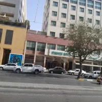 مغازه-فروشی-حاشیه-نواب-صفوی