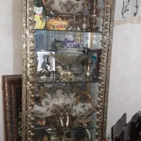 بوفه برنجی  میز تلویزیون و میز تلفن و وسایل برنجی