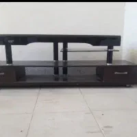 میز زیر تلویزیون