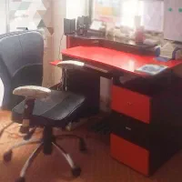 ست کامل میز تحریر شلف‌دارصندلی اداری و زیرپایی
