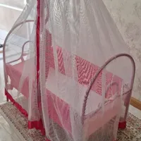 گهواره پشه بند دار|تخت و صندلی بچه|شیراز, رکن‌آباد|دیوار