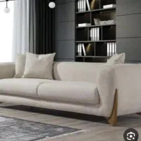 نیازمند نجار و رویه کوب و زیرکار زن  و خیاطمبل