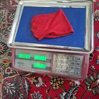 ترازو دیجیتال محک