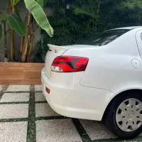 رانا پلاس 1401|خودرو سواری و وانت|رشت, منظریه|دیوار