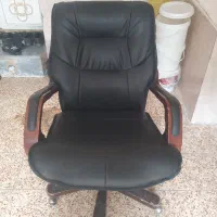 صند لی مدیریت