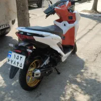 هوندا کلیک ۴۰۲