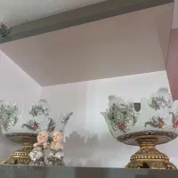 مقداری لوازم آشپزخانه و دکوری زیر خاکی