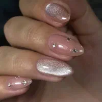 کاشت ناخن|خدمات آرایشگری و زیبایی|قم, شهر قائم|دیوار