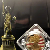 سکه یادبو چالش نیرو هوایی آمریکا و مجسمه ازادی|کلکسیون سکه، تمبر، اسکناس|کرج, شهرک بنفشه|دیوار