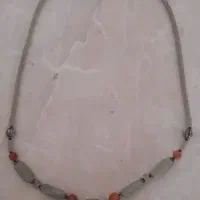 گردن بند سبز خوش رنگ