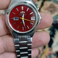 ساعت اورینت دوپنجره