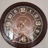 ساعت دیواری قطر ۸۰ در حد نو|ساعت دیواری و تزئینی|ساری, |دیوار