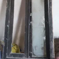 پنجره چوبی و چهارچوب در