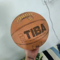 توپ والیبال و بسکتبال