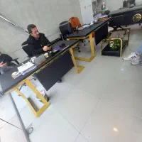 دوعدد میز مدیریتی/نو/فروش به علت تغییر دکوراسیون