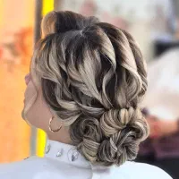 شنیون حرفه ای و اقتصادی با بهترین کیفیت|خدمات زیبایی و سلامت|اهواز, کوی سعدی|دیوار