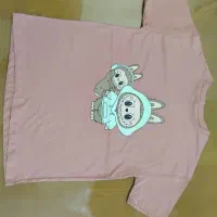 تی شرت دخترانه و زنانه و لیپ گلاس