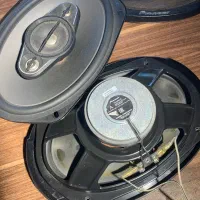 یک جفت باند ۶۹۶۷sپایینر