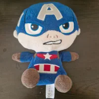 عروسک کاپیتان آمریکا