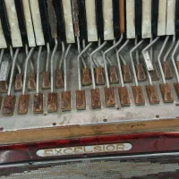 آکاردئون ۴۸ ایتالیا|پیانو، کیبورد، آکاردئون|تهران, هلال احمر|دیوار