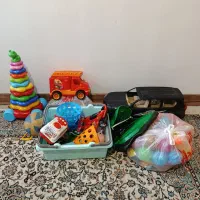 اسباب بازی شامل لگو ، توپ ، ماشین ، برج قورباغه|اسباب‌‌بازی|پردیس, فاز ۳|دیوار