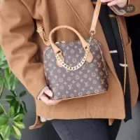 کیف متنوع و زیبا نو  قیمت خیلی مناسب|کیف، کفش، کمربند|لنجان, |دیوار