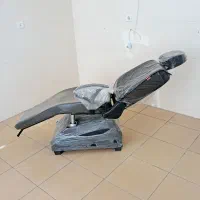 سرشور آرایشگاه وصندلی اصلاح و آیینه با عسلی|آرایشگاه و سالنهای زیبایی|ایلام, |دیوار