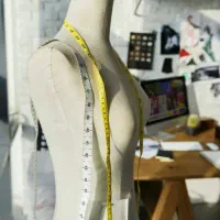 خیاط و راسته دوز ماهر و نیمه ماهر