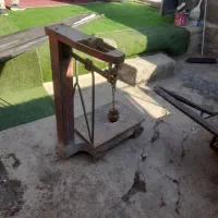 باسکو آهنی ترازو ۳۰۰ کیلویی خوب