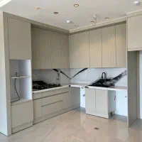 آپارتمان ۱۱۰ متری/سازنده بنام/متریال با کیفیت