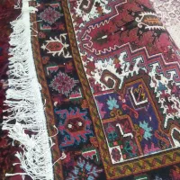 یک عدد فرش دستباف نو تازه از دار اومده پایین