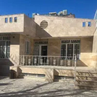 130-مترهمکف-بعلاوه-80-متر-حیاط-اختصاصی-درب-جدا