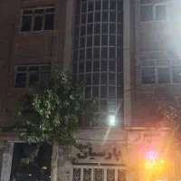 دفتر کار بر اتوبان خرازی