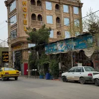 هتل و سوییت آپارتمان اورامانات