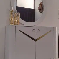آیینه کنسول در حد نو