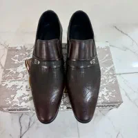 چند جفت کفش و کتونی نو آکبند