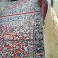 تعدادی پشتی و فرش با سایز های مختلف